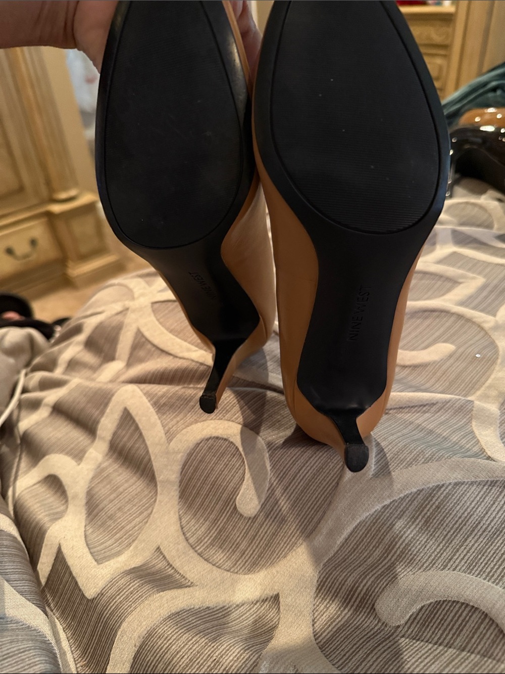 Nine West Caramel Tan Leather Pointed Pumps - Picture 5 of 5